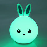 Lamparita LED con cambio de color, forma de conejo, para niños